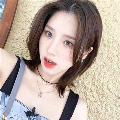 爱普丽尔的洗礼 电影封面